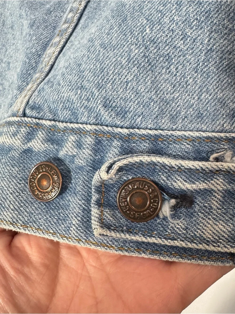 Levis this pre